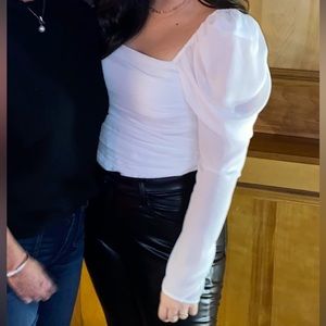 Abercrombie Long-Sleeve Puff Shoulder Top - Medium. Worn once